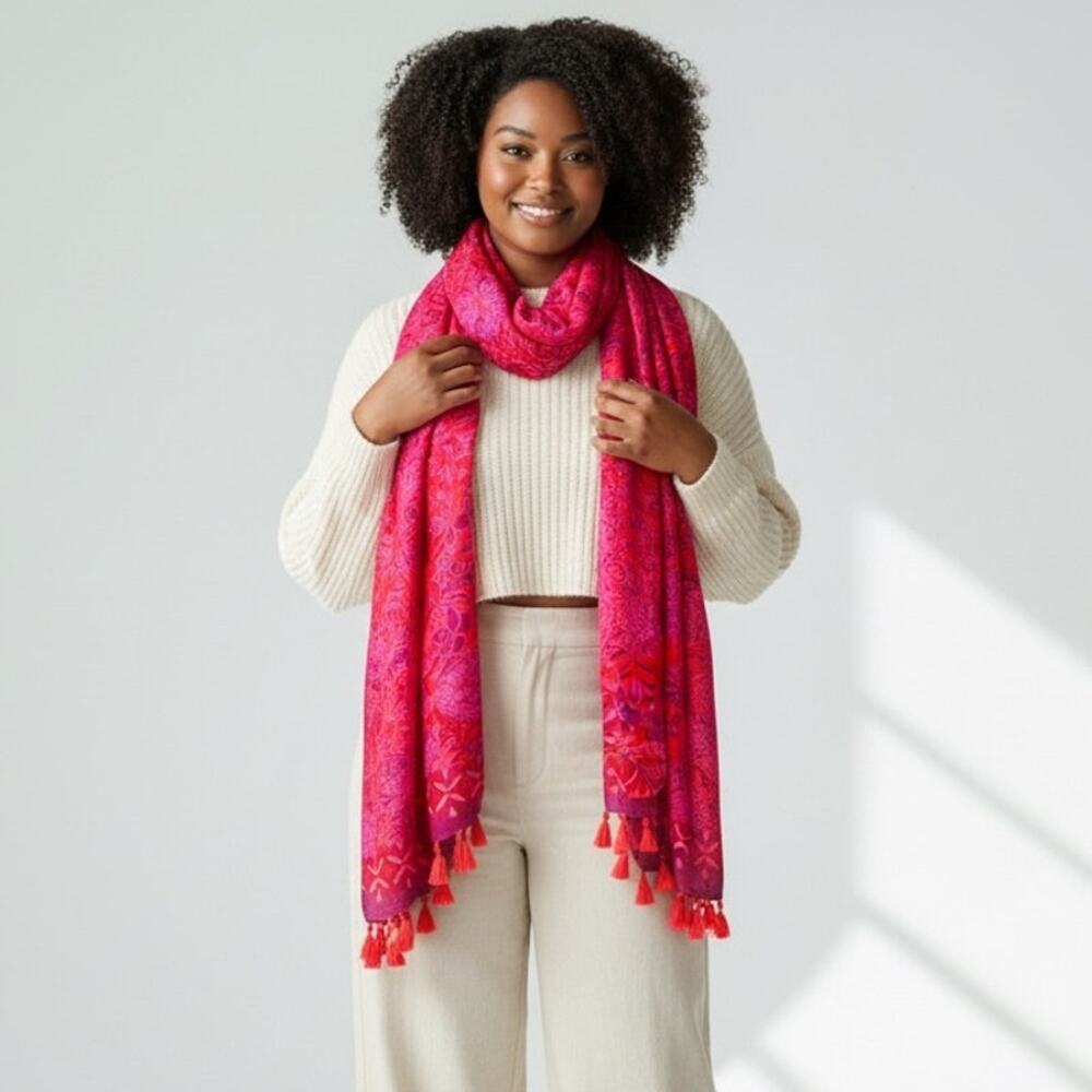 Lilly Pulitzer Resort Scarf NWT OS Amaryllis Red Secret Hideaway Engine Tassel